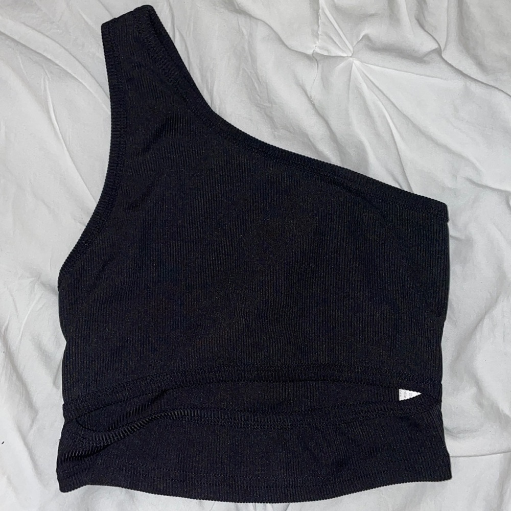 Black crop top